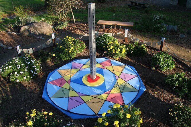 #ThisIsSebastopol 🪄🎨 

Have you ever visited &ldquo;The Enlightenment Wheel&rdquo; ❔❕ 

Located in The Peace Garden, the wheel is a geometric representation of your highest self, in perfect balance with the universe. ✴️ This sacred wheel has been a